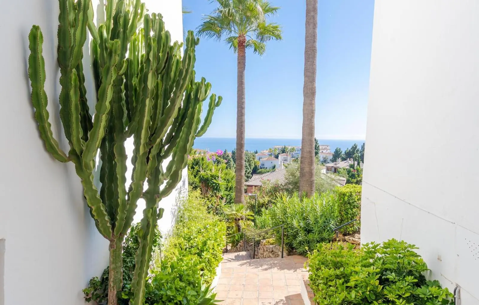 Sea View, Walk To Restaurants, Gym, Paddle & Golf Apartment Sitio de Calahonda 0*,  Spain