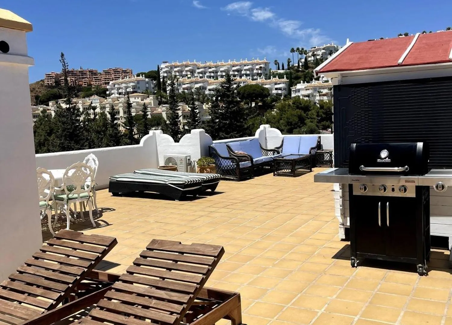 Sea View, Walk To Restaurants, Gym, Paddle & Golf Apartment Sitio de Calahonda